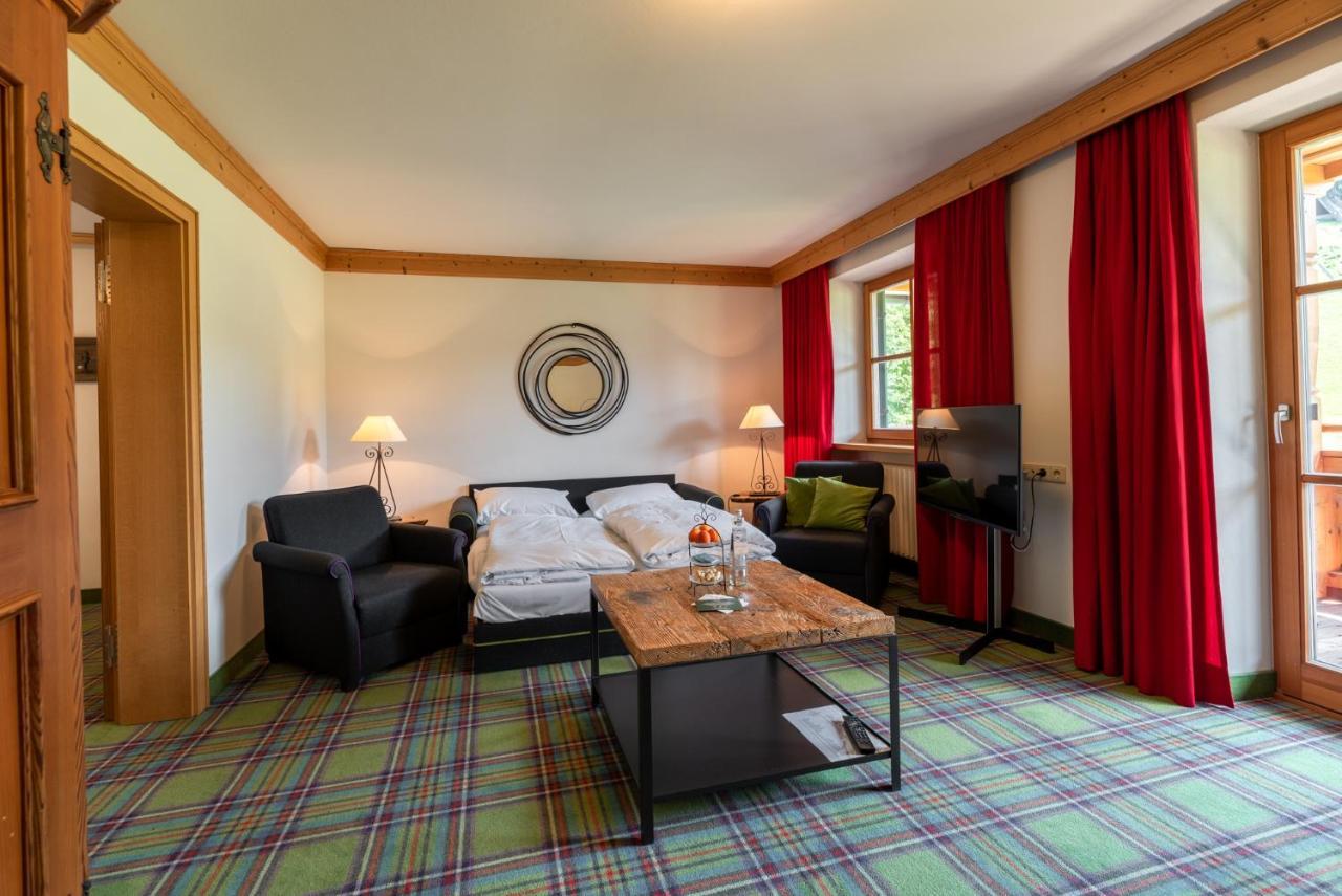 Relais & Chateaux Gut Steinbach Hotel Chalets Spa Райт-им-Винкль Экстерьер фото